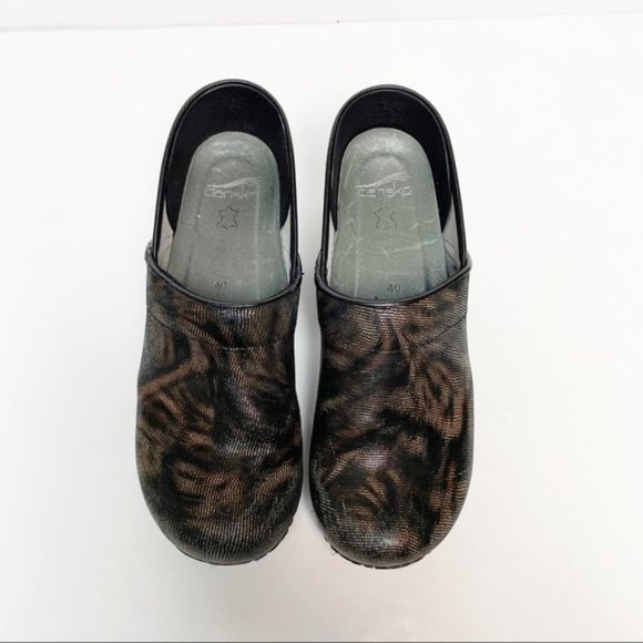 Dansko Black and Brown Clogs - US Size 9.5 10 EU Size 40 - Picture 2 of 7